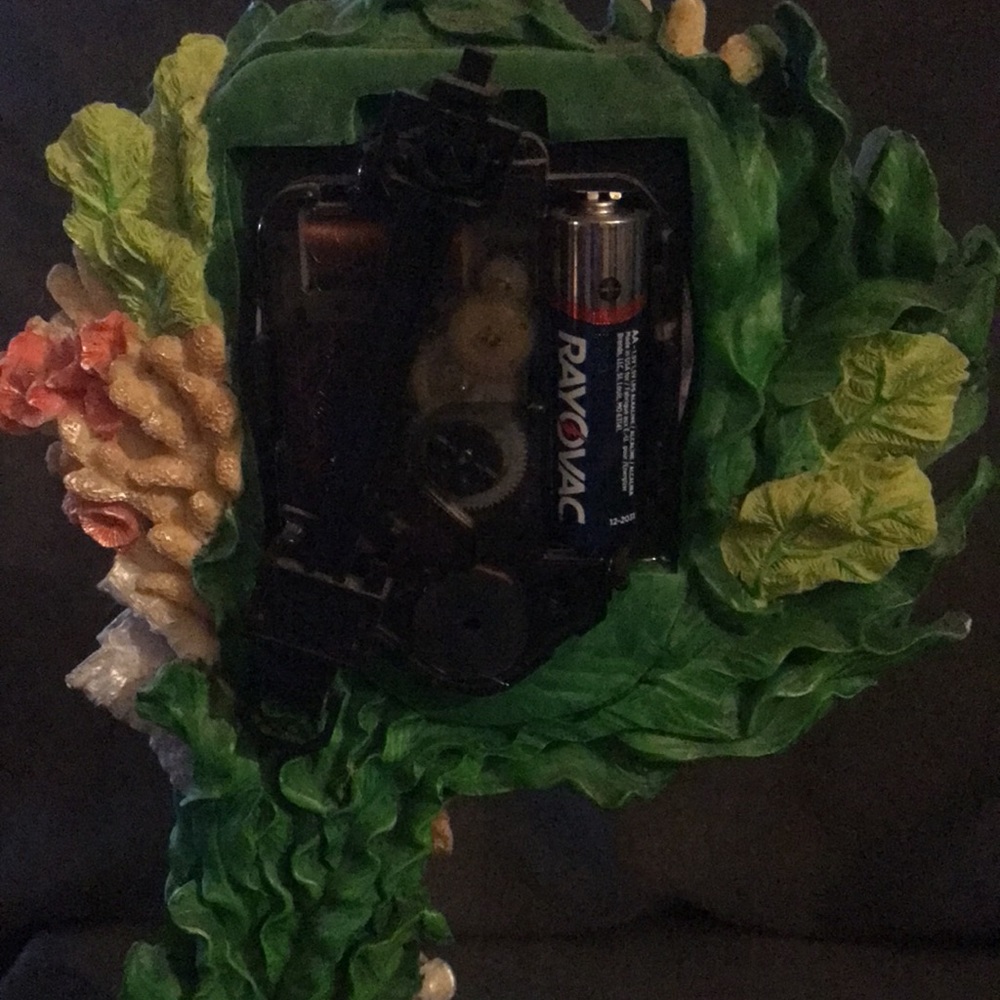 Clock - Picture 6 of 6